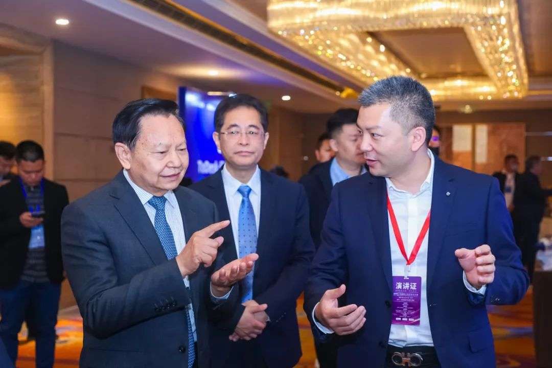 中国轻工业信息化大会丨章管家印控黑科技，打通企业用印业务数智化最后一公里
